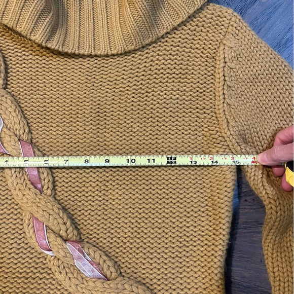 FiFi Collection Mustard Cable Knit Turtleneck Sweater Braiding Embellishment Med - Picture 3 of 13